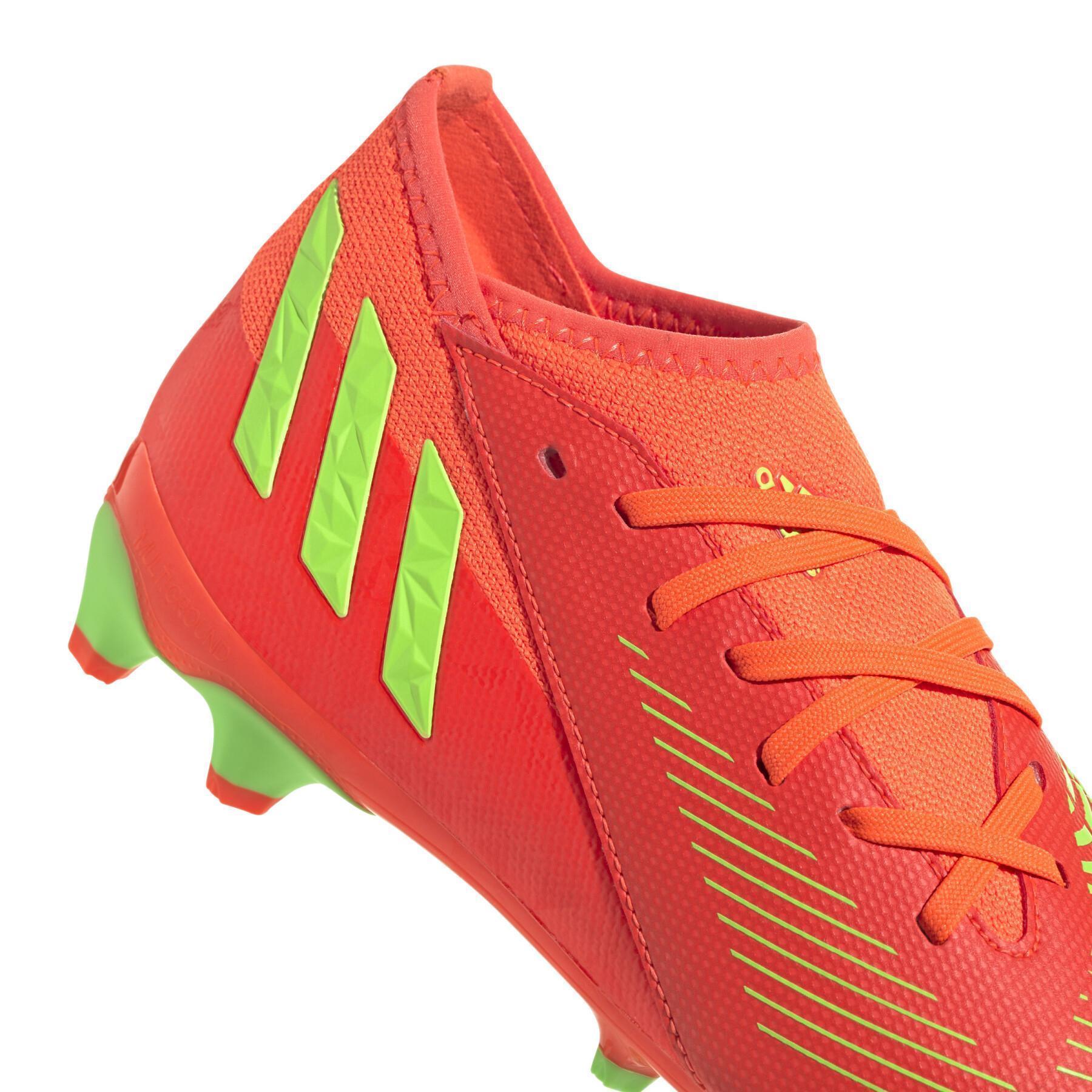 Dziecięce buty piłkarskie adidas Predator Edge.3 MG - Game Data Pack
