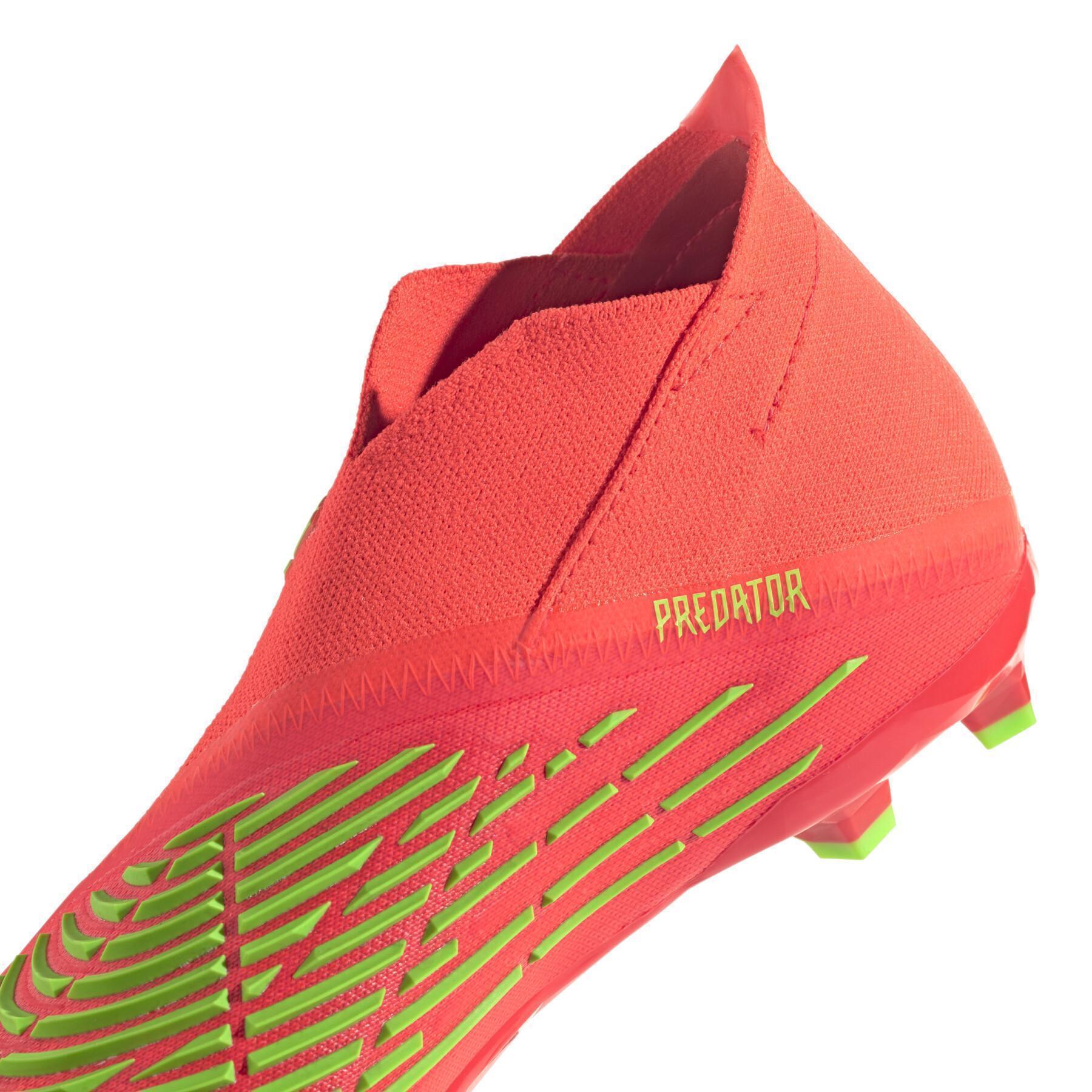 Dziecięce buty piłkarskie adidas Predator Edge+ FG - Game Data Pack