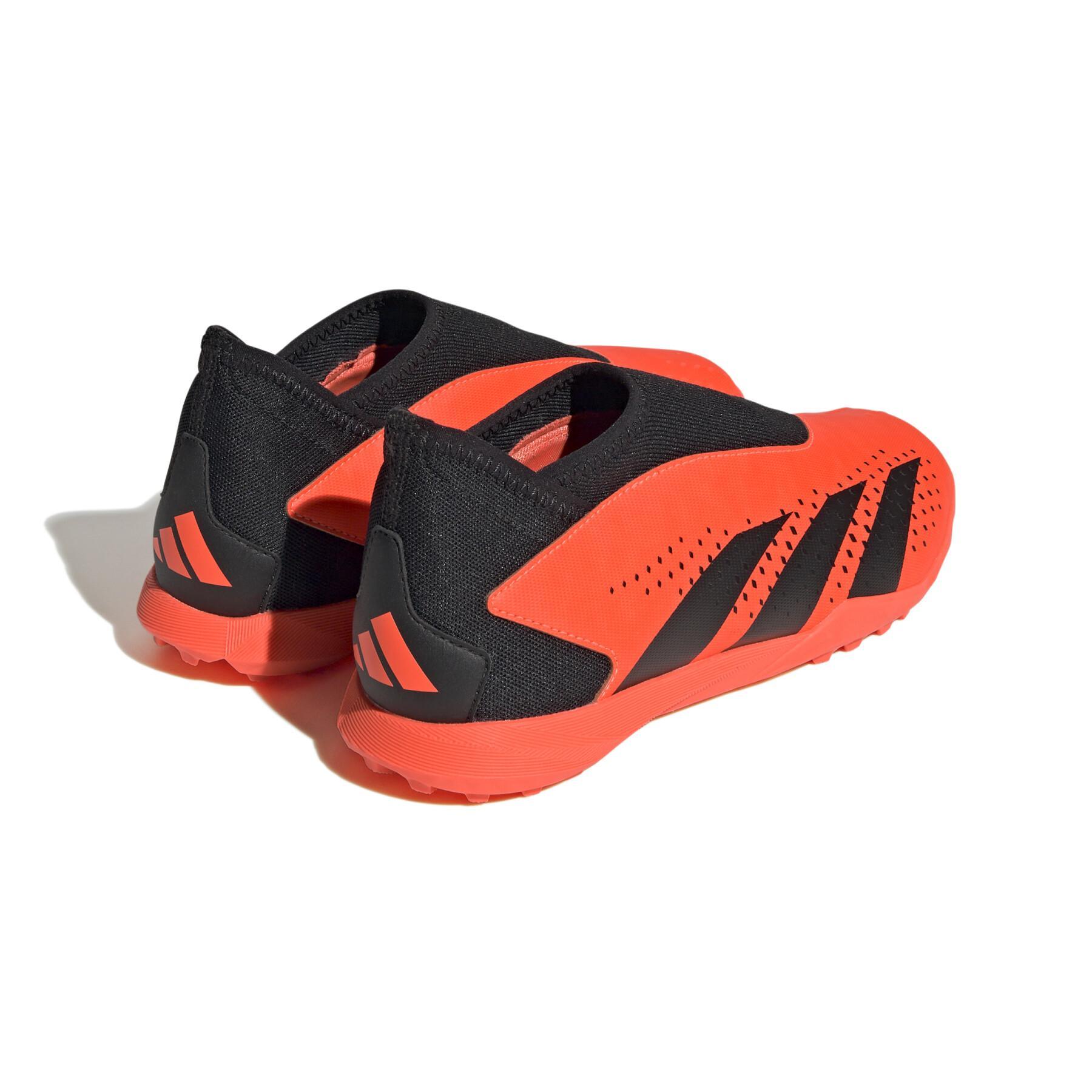 Dziecięce buty piłkarskie bez sznurówek adidas Predator Accuracy.3 Turf Heatspawn Pack
