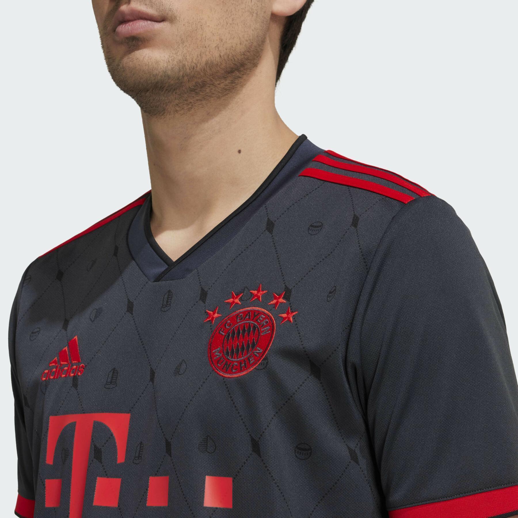 Trzecia koszulka Bayern Munich 2022/23