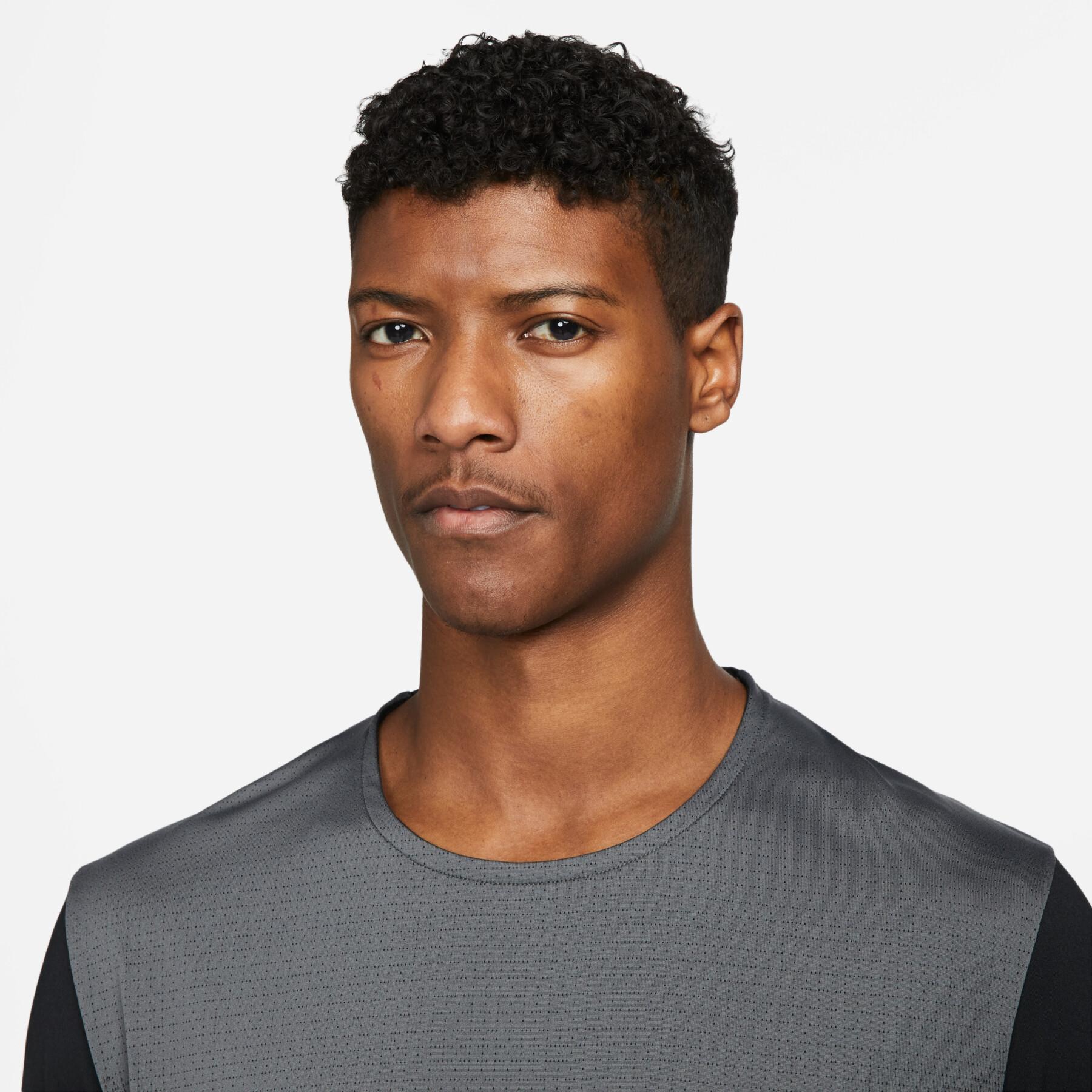 Koszulka Nike Dri-FIT Rise 365