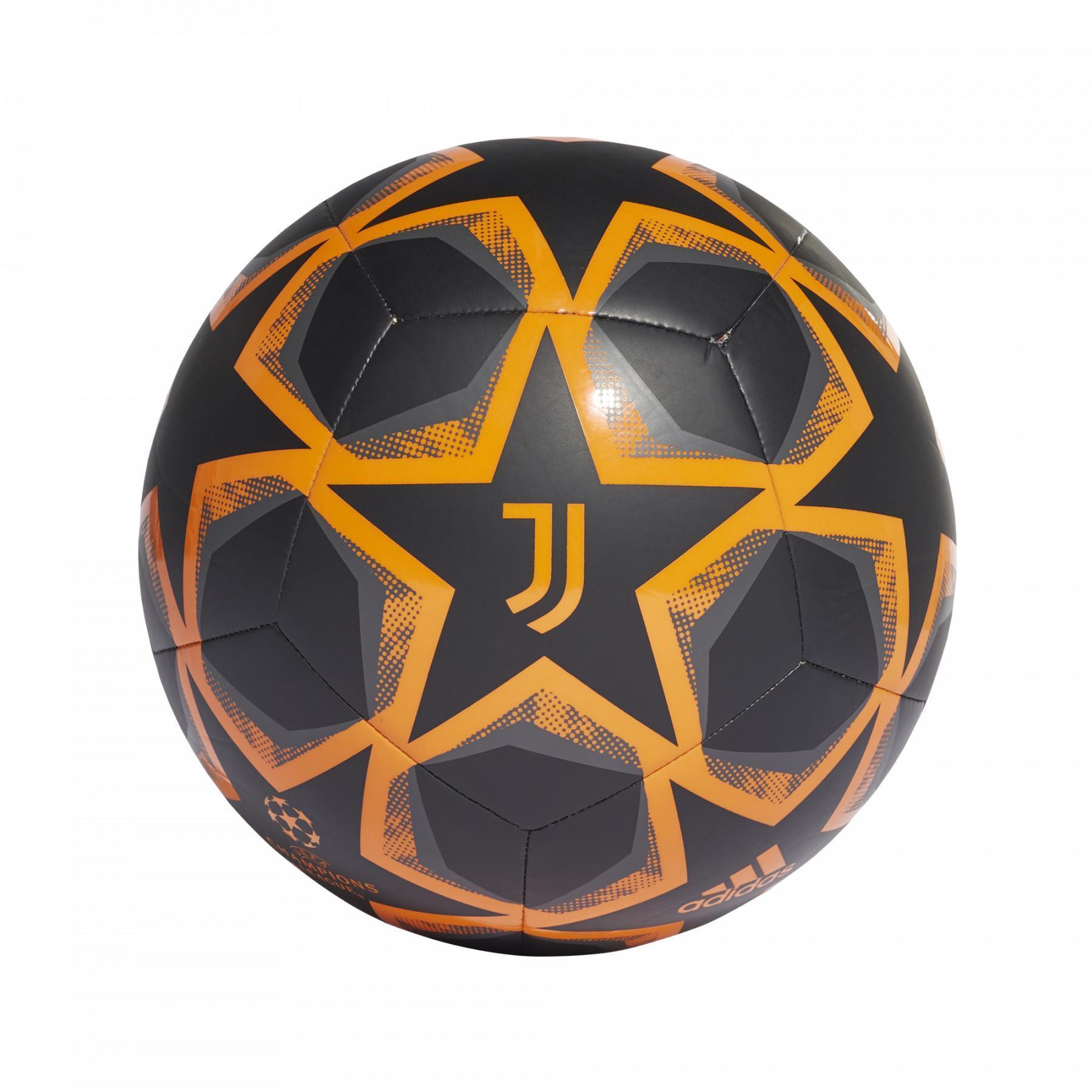 Piłka finałowa Ligi Mistrzów Juventus 2020