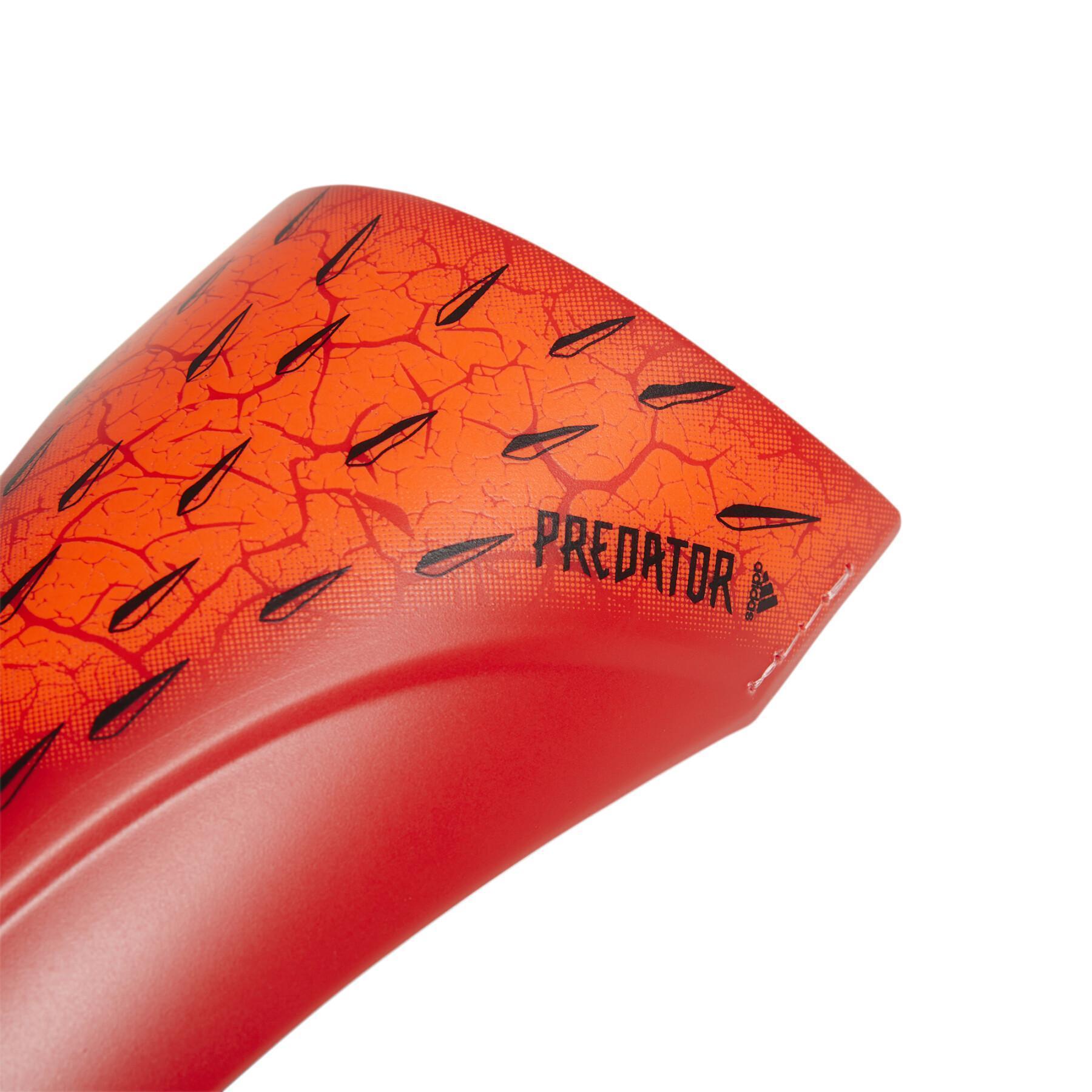 Ochraniacze goleni Adidas Predator SG Match