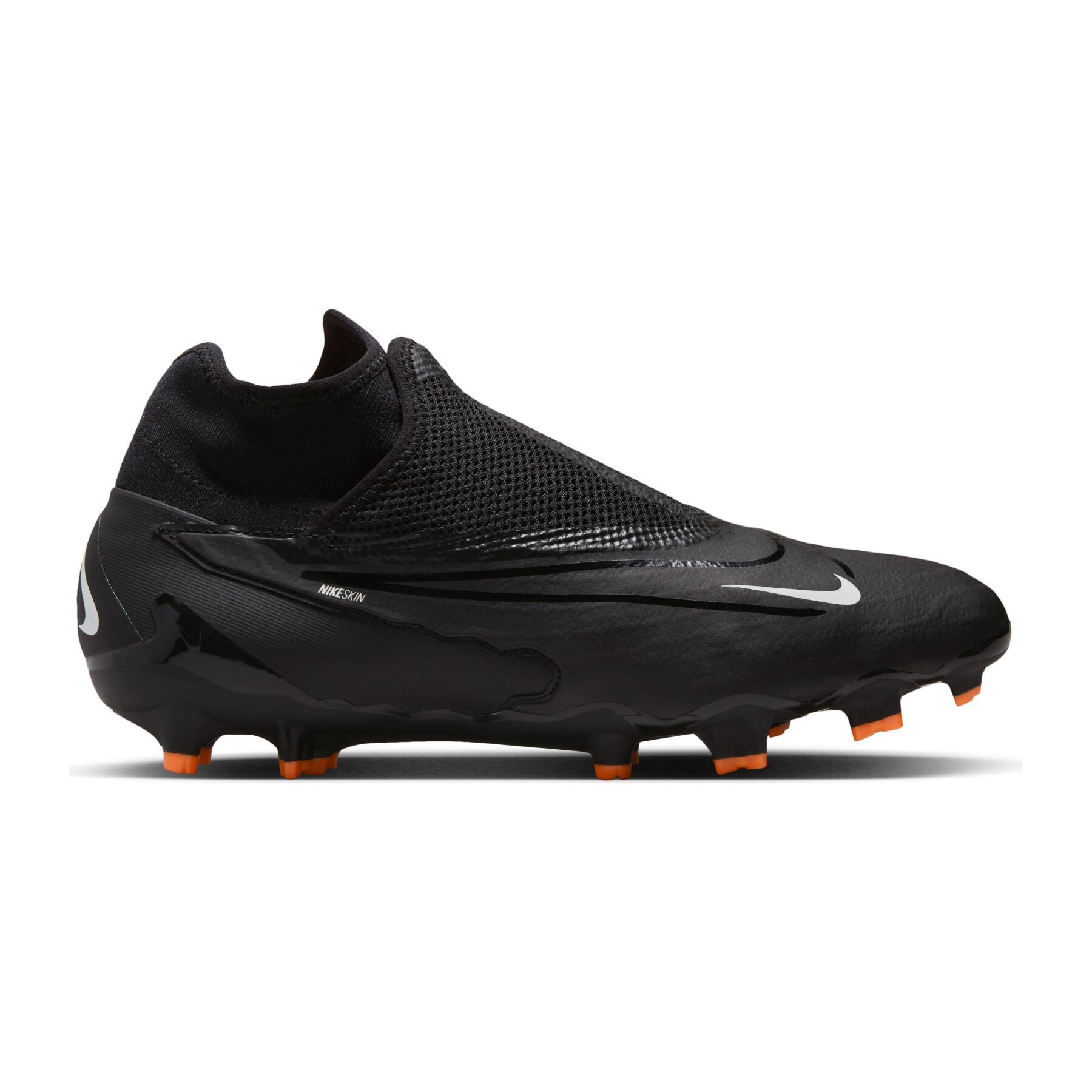 Buty piłkarskie Nike Phantom GX Pro Dynamic Fit FG - Black Pack