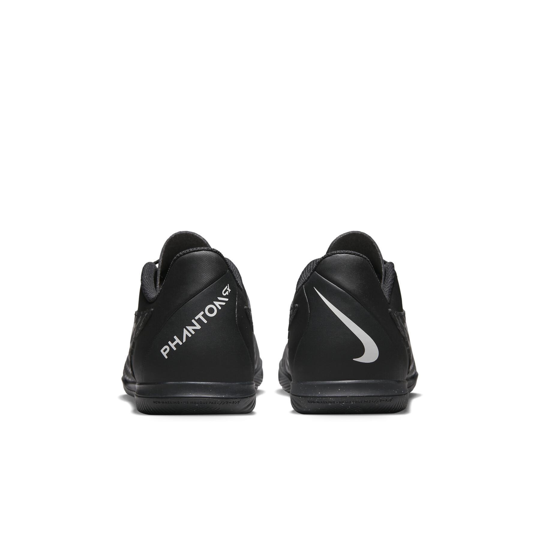 Buty piłkarskie Nike Phantom GX Club IC - Black Pack