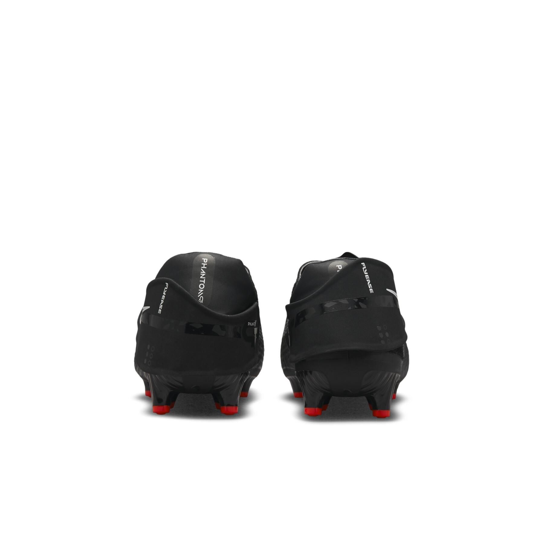 Buty piłkarskie Nike Phantom GT2 Academy FlyEase MG - Shadow Black Pack