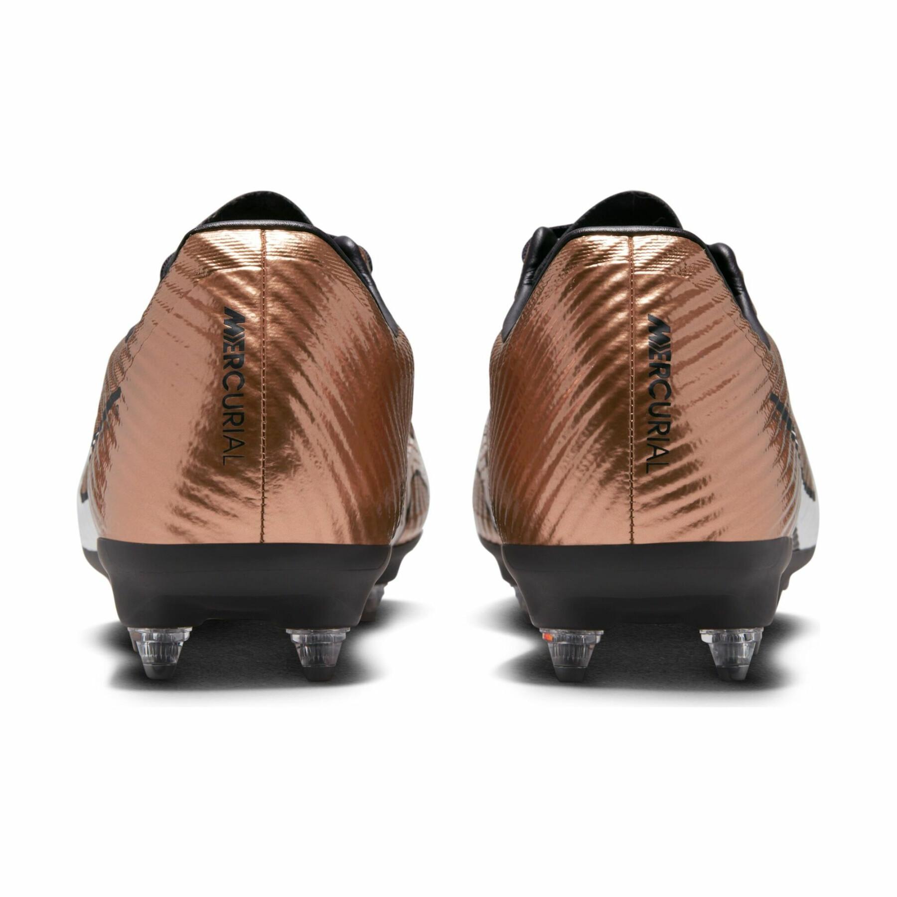 Buty piłkarskie Nike Zoom Mercurial Vapor 15 Academy SG-Pro Anti-Clog Traction - Generation Pack