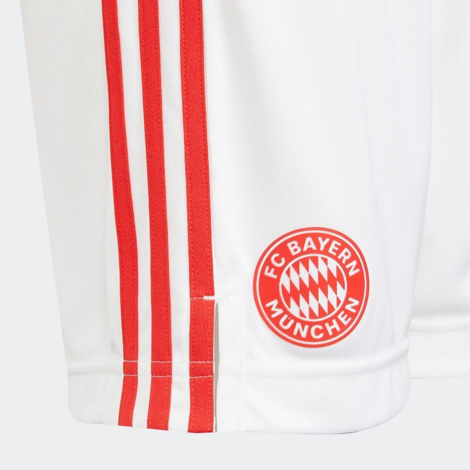 Krótkie trzecie dziecko fc Bayern Munich 2021/22