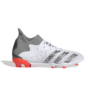 Dziecięce buty piłkarskie adidas Predator Freak.1 FG