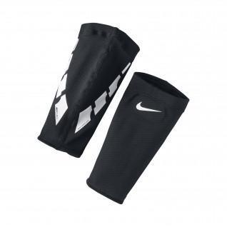 Rękaw na nogawkę Nike Guard Lock Elite